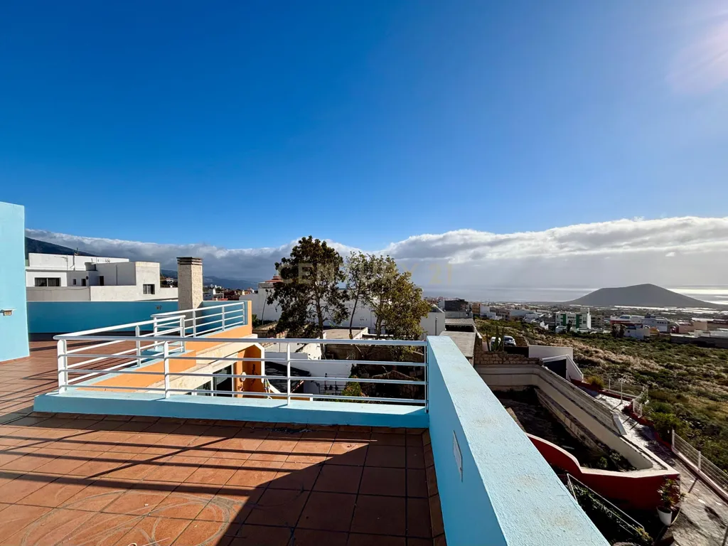 Terrass - Duplex with Terrace in Güímar