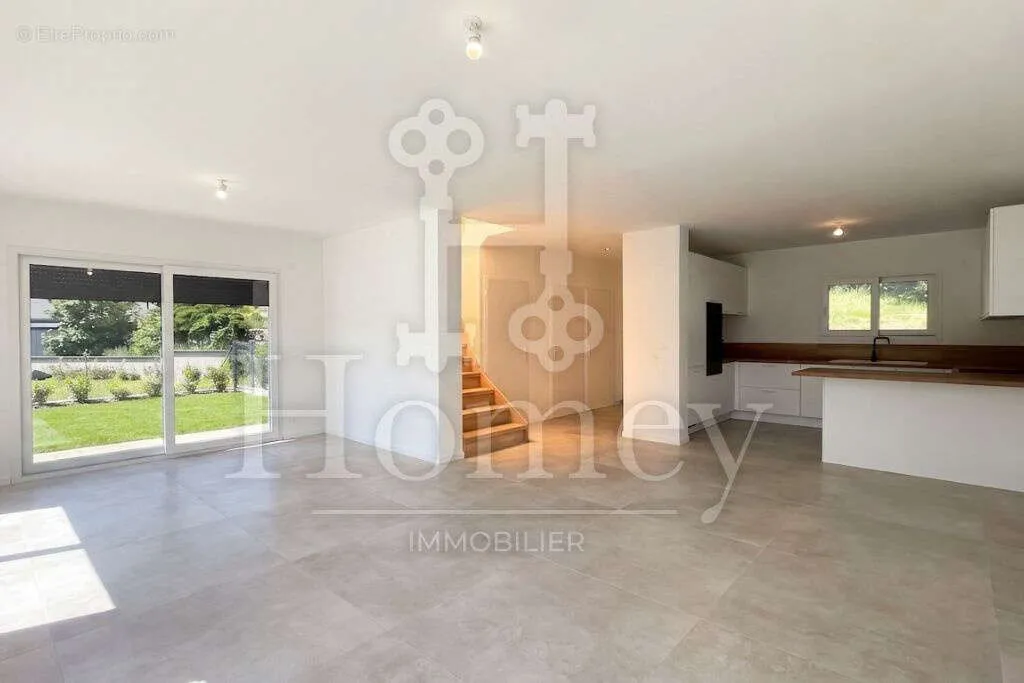 Soggiorno - New House with Panoramic View in Echenevex