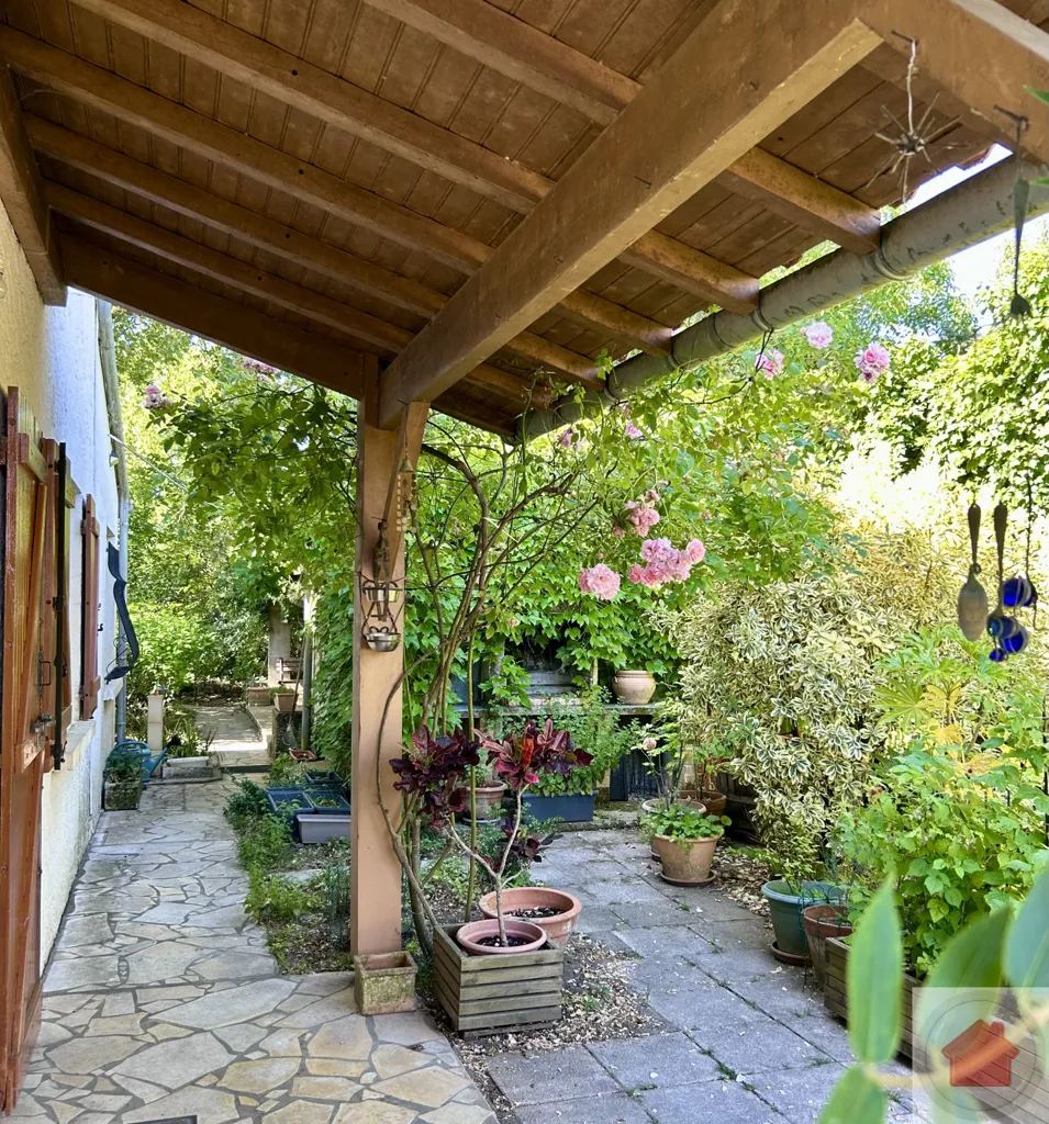 Terrasse - Maison avec Jardin et Garage à Saint-Loubès