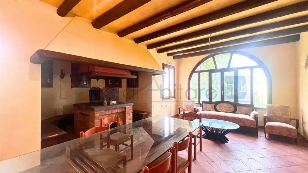 Salle à manger - Bifamiliar Villa with Garden in Treviso