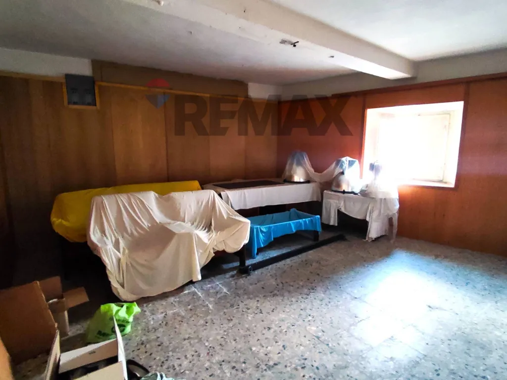 Elutuba - Developable Building in Pian Camuno Centre