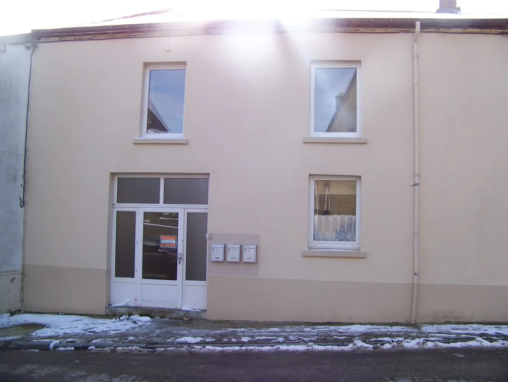 Välivaade - Duplex Apartment in Florenville Centre