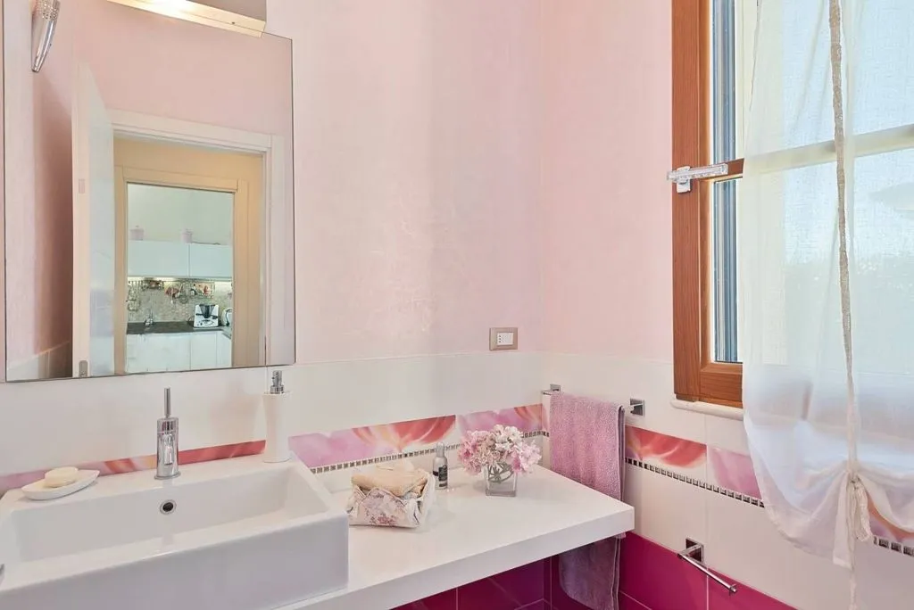 Salles de bain - Modern Villa with Pool in Lido di Camaiore