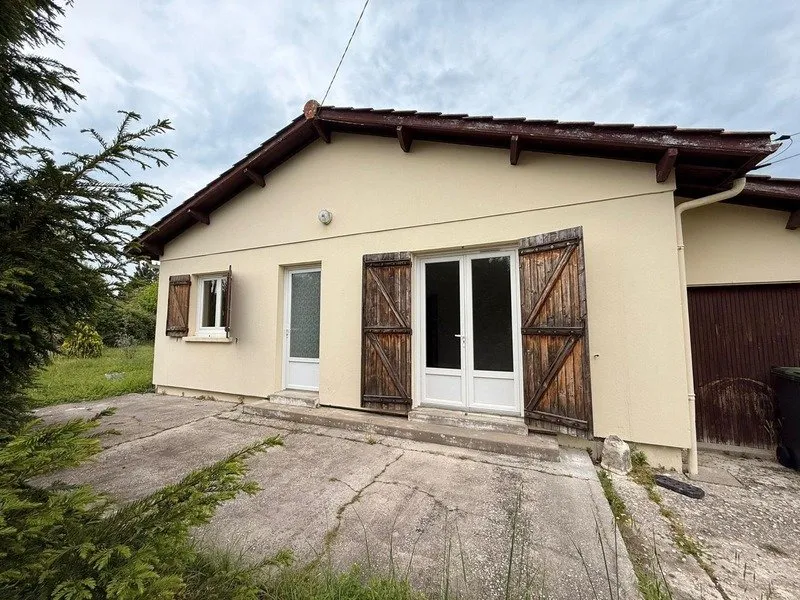 Esterno - Traditional House with Constructible Land in Lesparre-Médoc