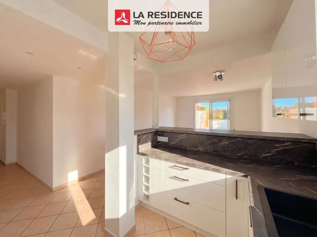 Cucina - Duplex with Terrace in Herblay