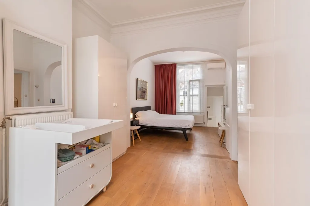Magamistoad - Character House with Garden in Berchem's Vijfhoek
