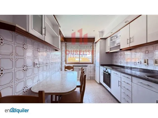 3 magamistoaga korter asukohas Ourense