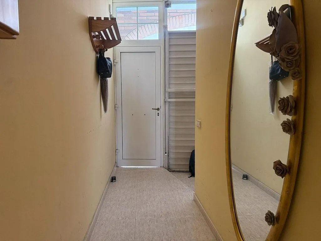 Entrée - Luxury House with Private Garden in Sabadell