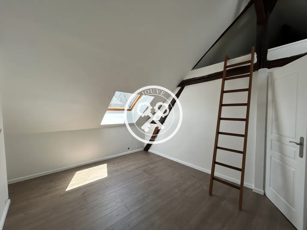 Pièces - Appartement 3 Pièces sous les Toits à Troyes