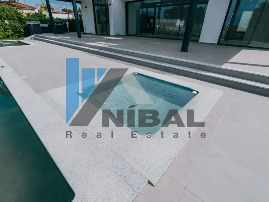 pool_area