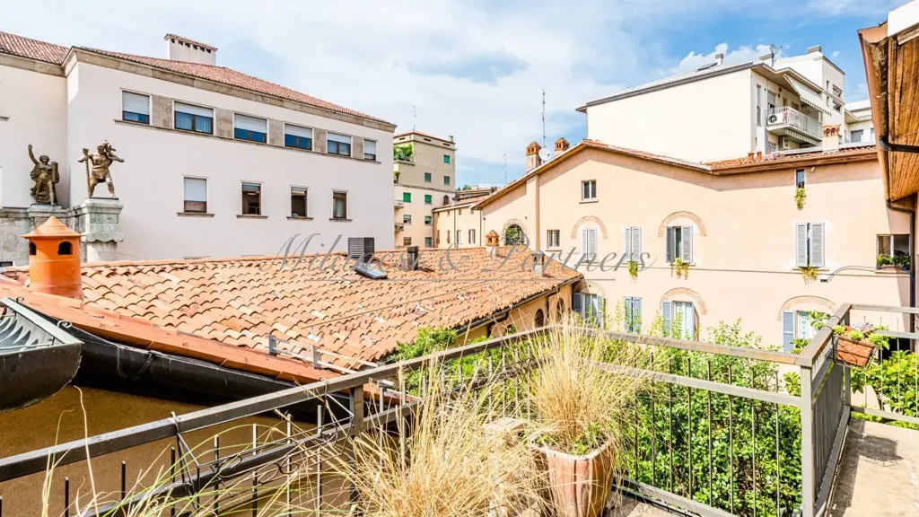 Terrasse - Bilocale with Balcony in Bergamo