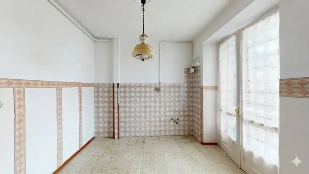 Toad - 3-Bedroom Apartment with Balcony in Turin