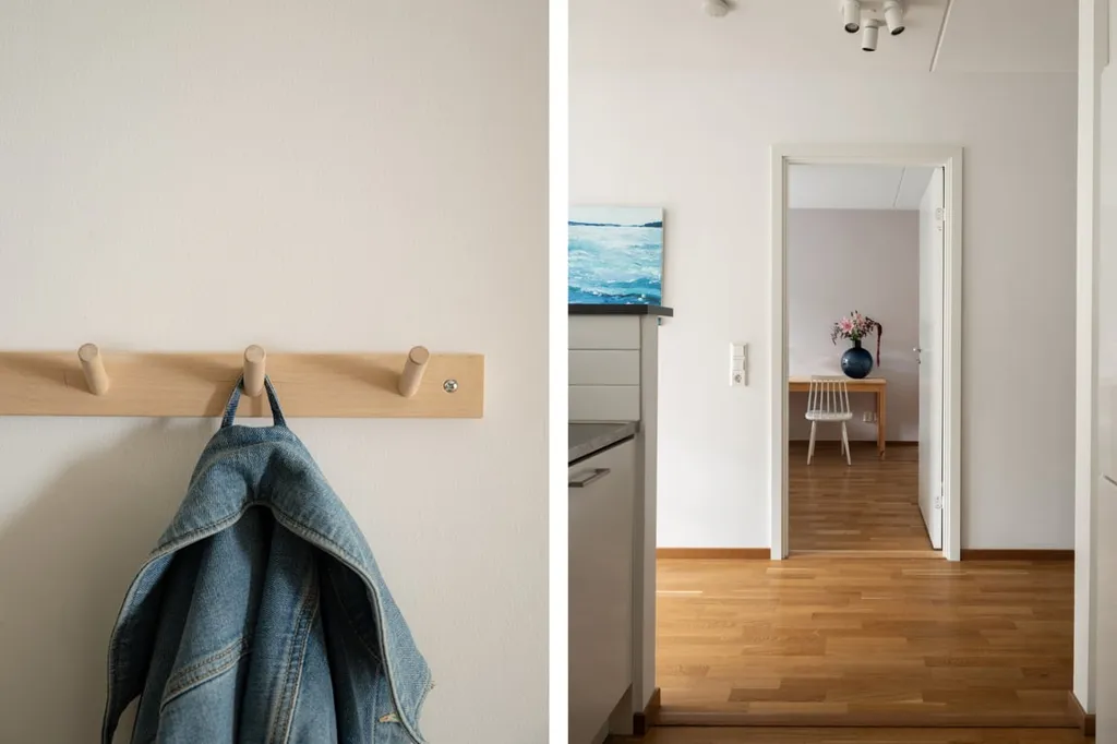 Esik - Two-Bedroom Flat with South Balcony in Långbro Park