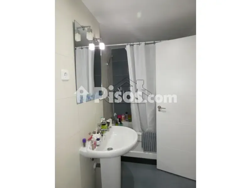 Salles de bain - Corner Semi-detached House with Pool in Las Cañas