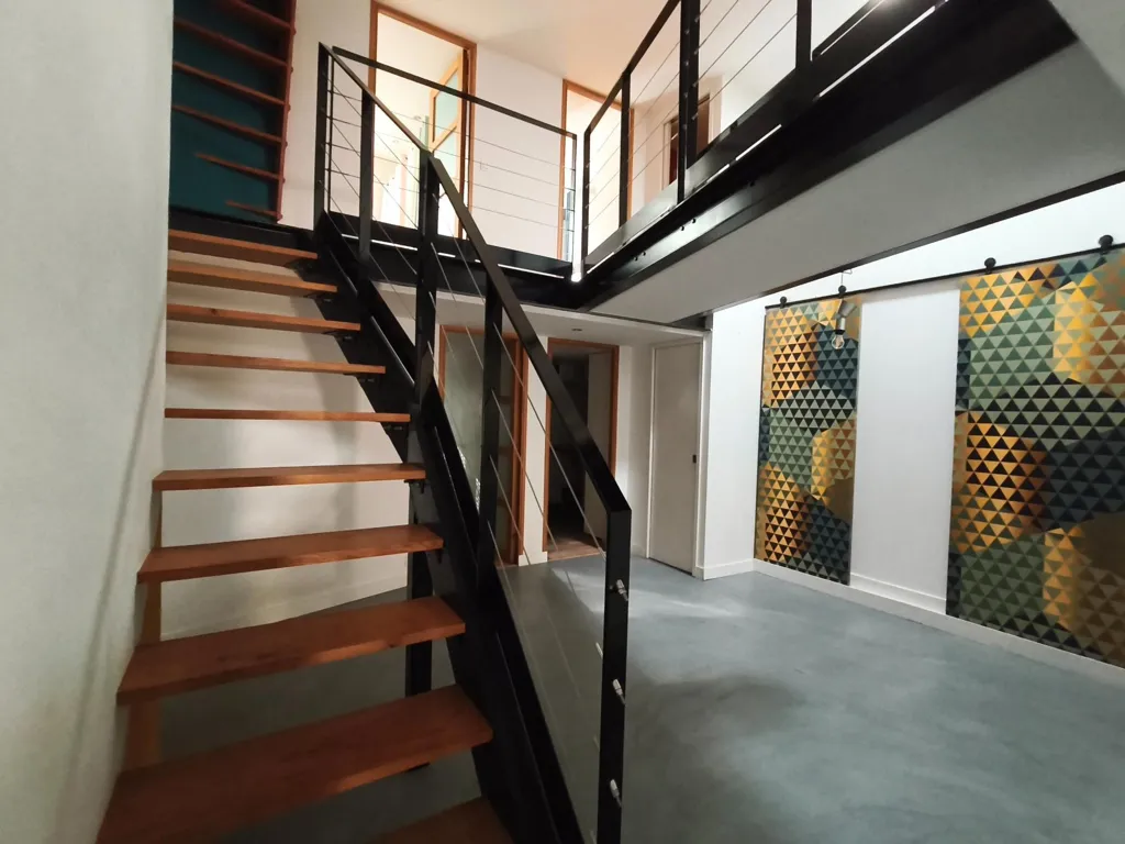 Stanze - Converted Atelier Apartment with Private Garden in Vanves