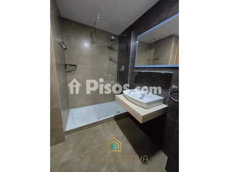 Bathrooms - Apartment with Balcony in Náquera
