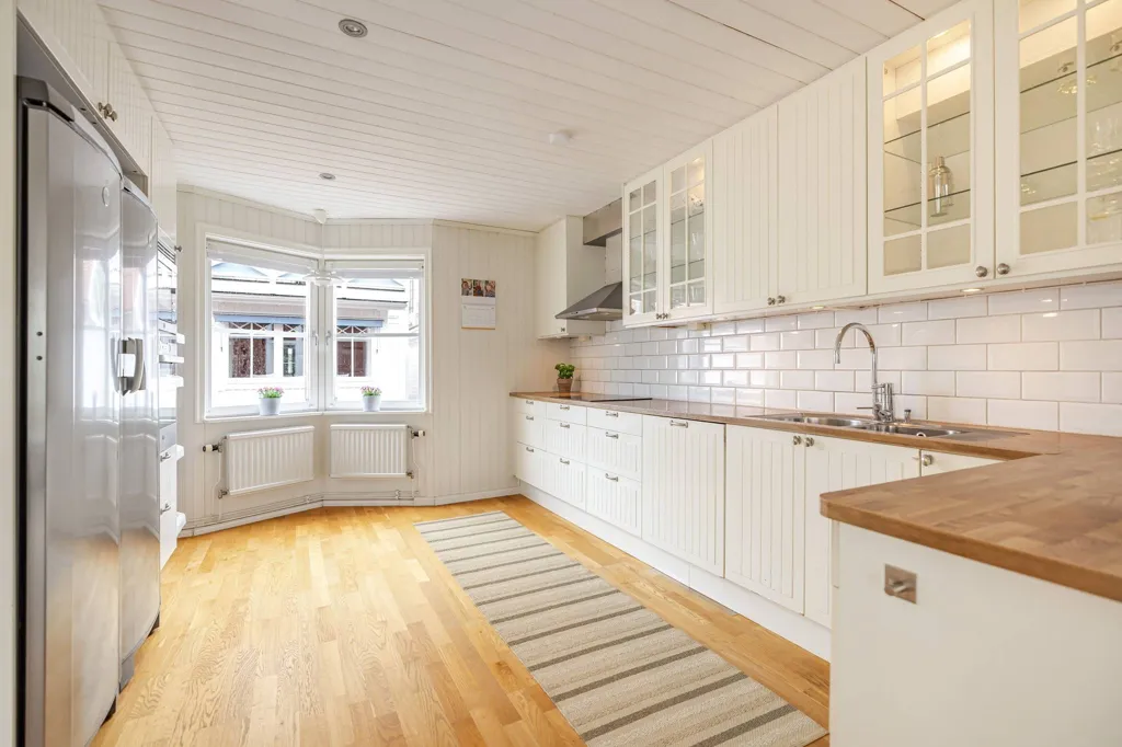 Cuisine - Villa with Lake View in Falun