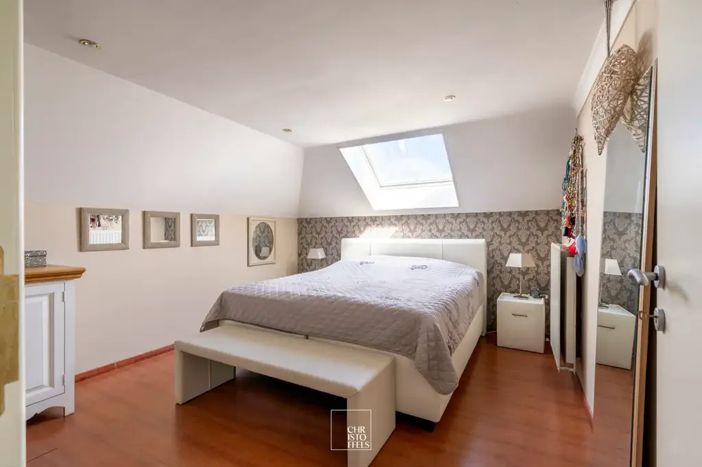 Chambres - Villa Charmante avec Jardin Sécurisé dans un Cadre Boisé
