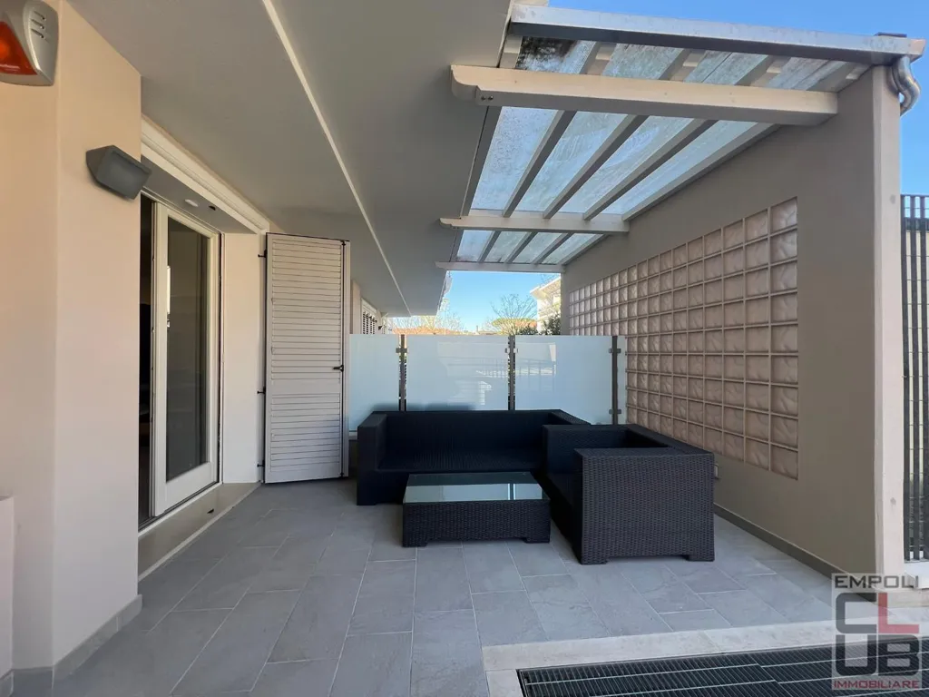 Terrass - Privately Leased Apartment with Terrace in Empoli