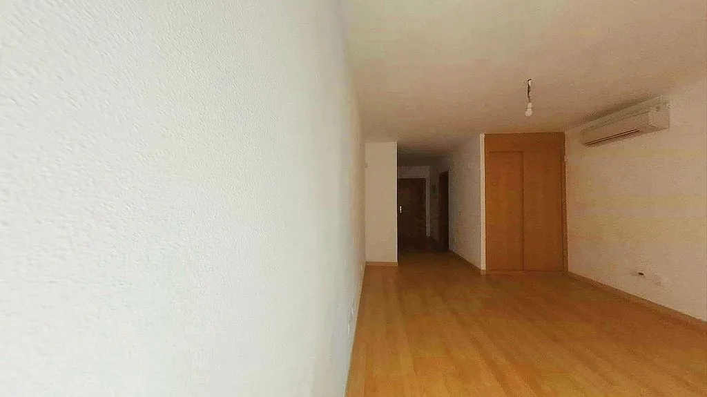 Pièces - Studio with Balcony in Valdeacederas