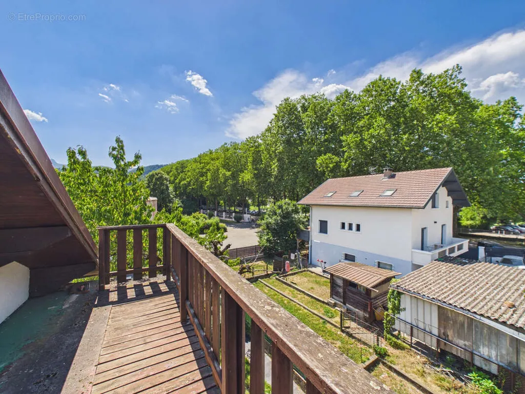 Balcone - Three-Level House with Terrace in Chambéry