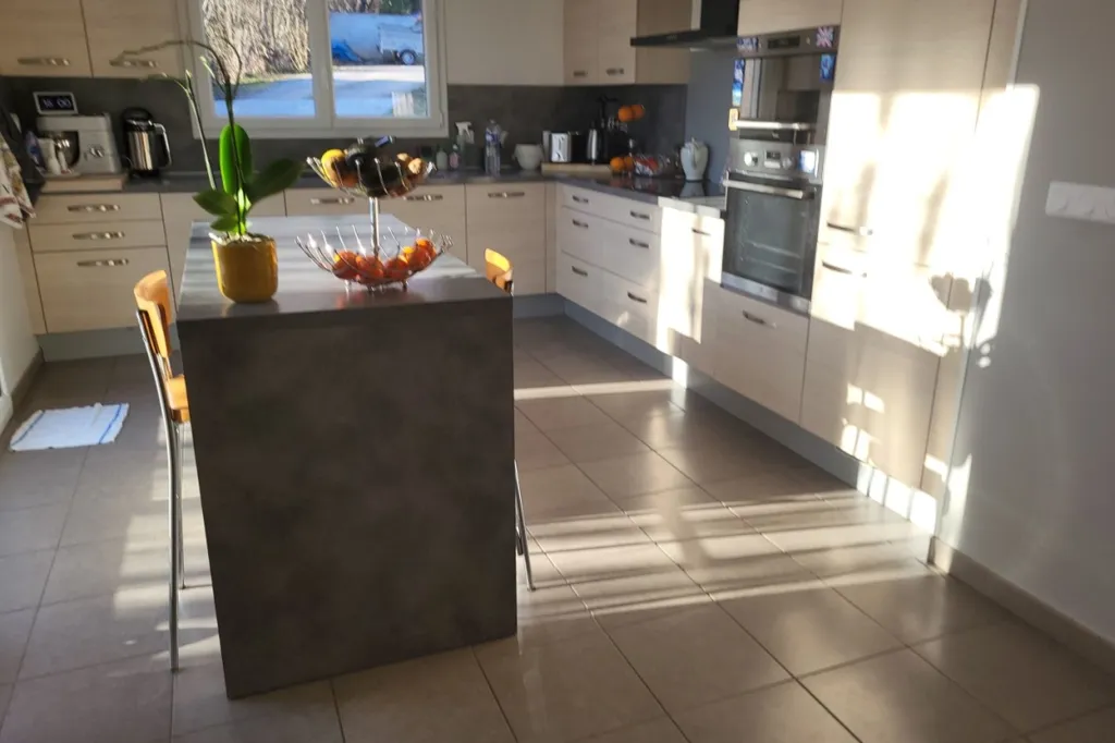 Kitchen - Contemporary House with Garden in Thoiry