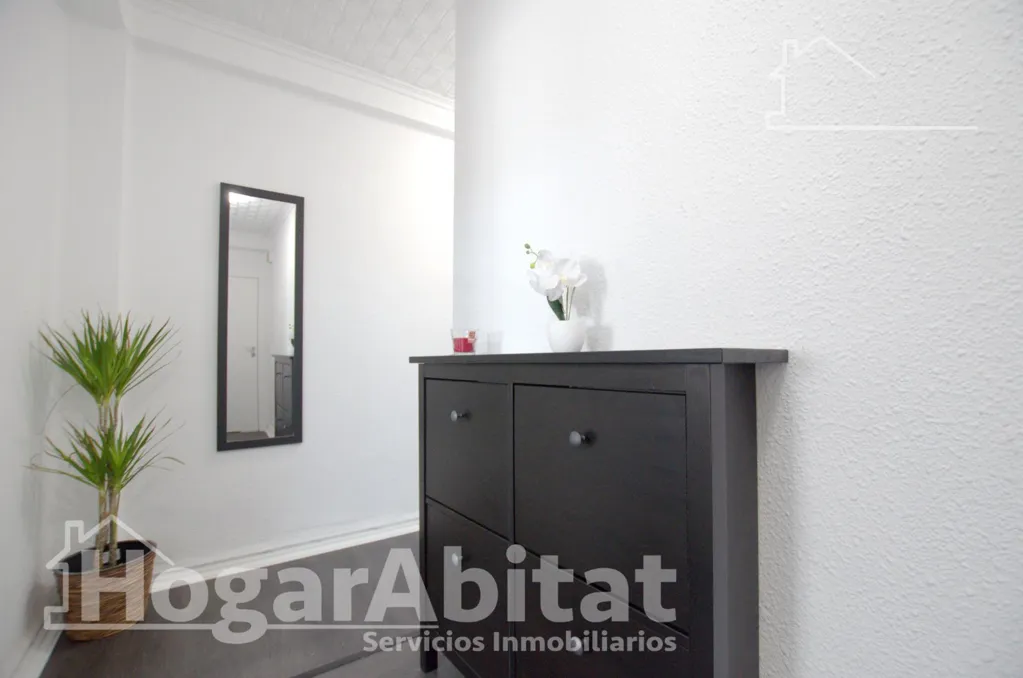 Entrée - Reformed Apartment with Balcony near Cullera Centre