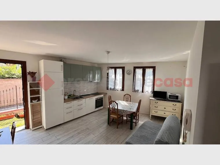 Cucina - Duplex with Private Garden in Rho