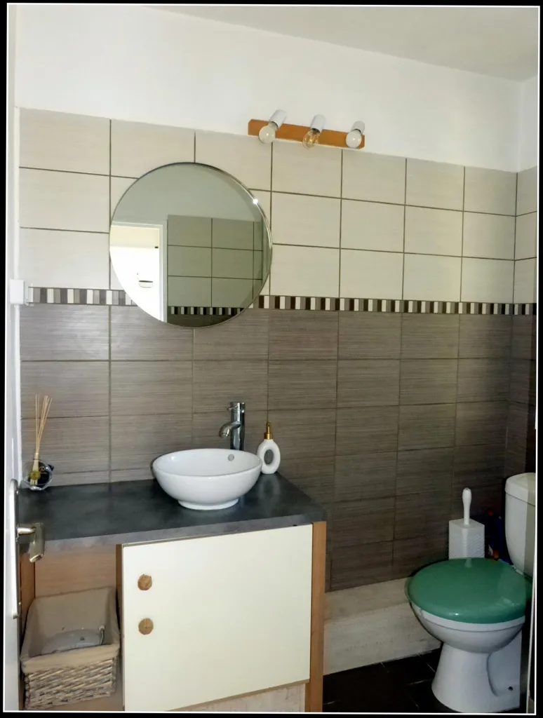 Salles de bain - Appartement T2 avec Balcon à Pau