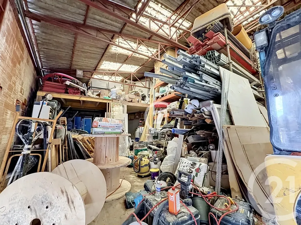 Pesuköök - Warehouse with Construction Potential in Montreuil