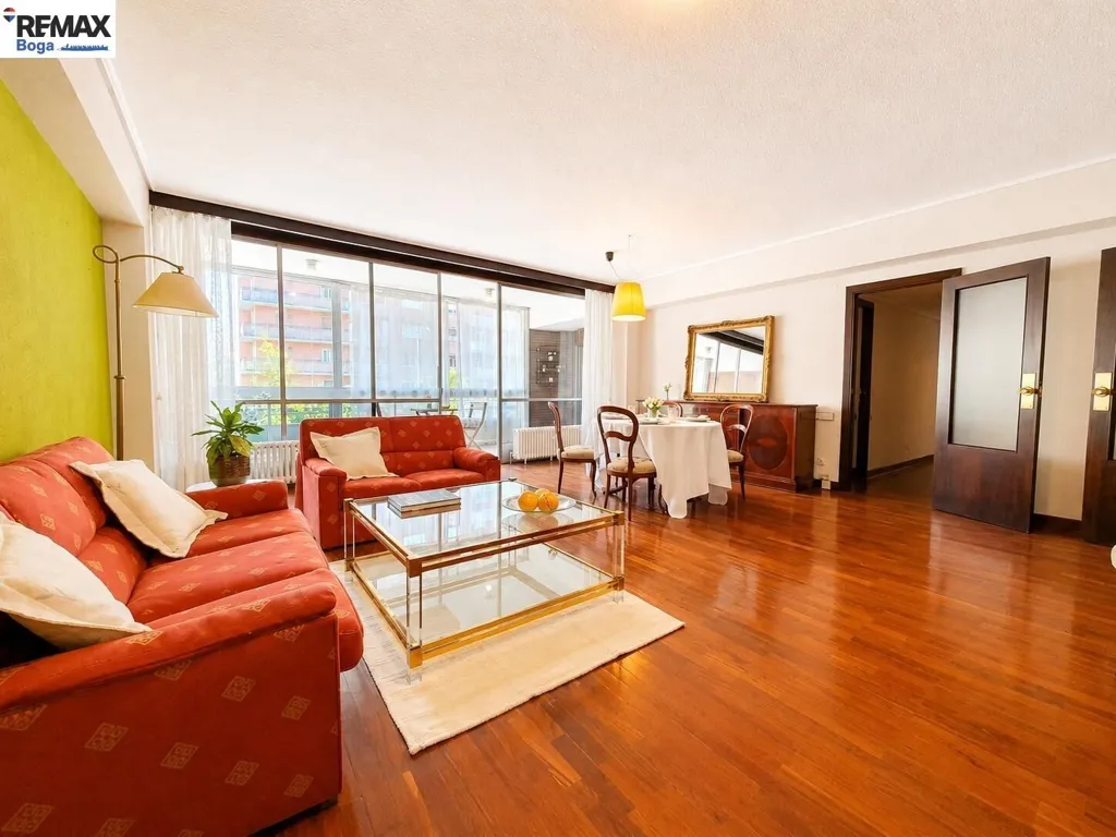Soggiorno - Apartment with Private Terrace in Pamplona