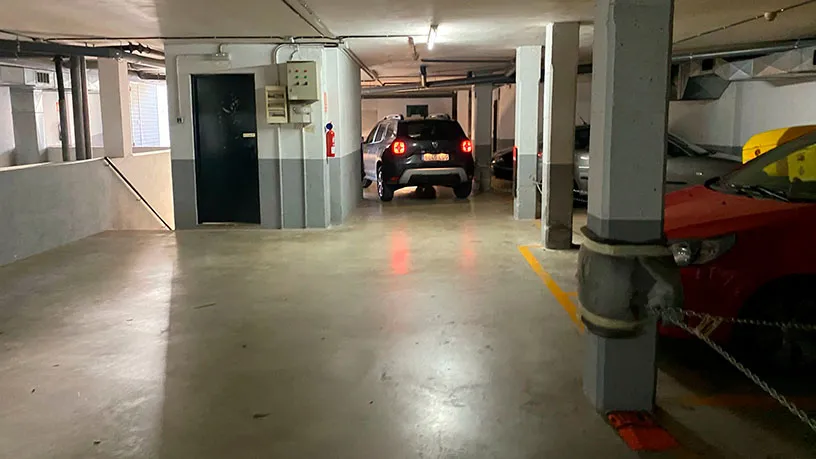 Garaaž - Parking Space in Piera, Barcelona