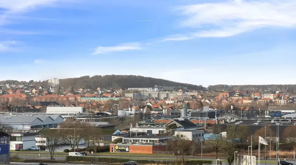 Modern Flat with Parking in Aalborg