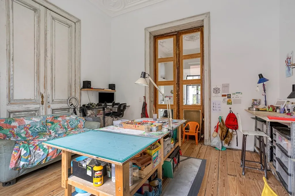 Bureau - Maison Rénovée avec Terrasse à Proximité de 12 m²