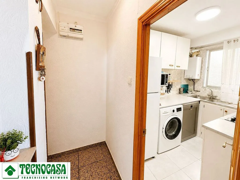 Buanderie - Apartment with Air Conditioning in City Centre