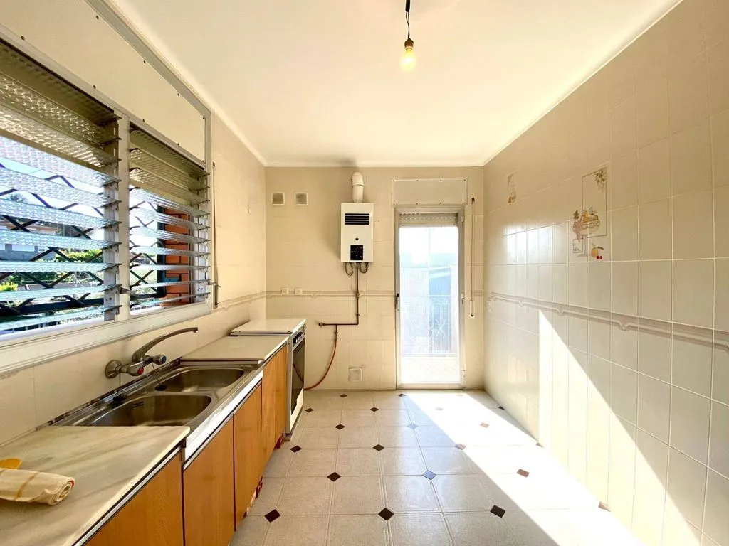 Küche - Luxury House with Four-Winds Design in Castellbisbal