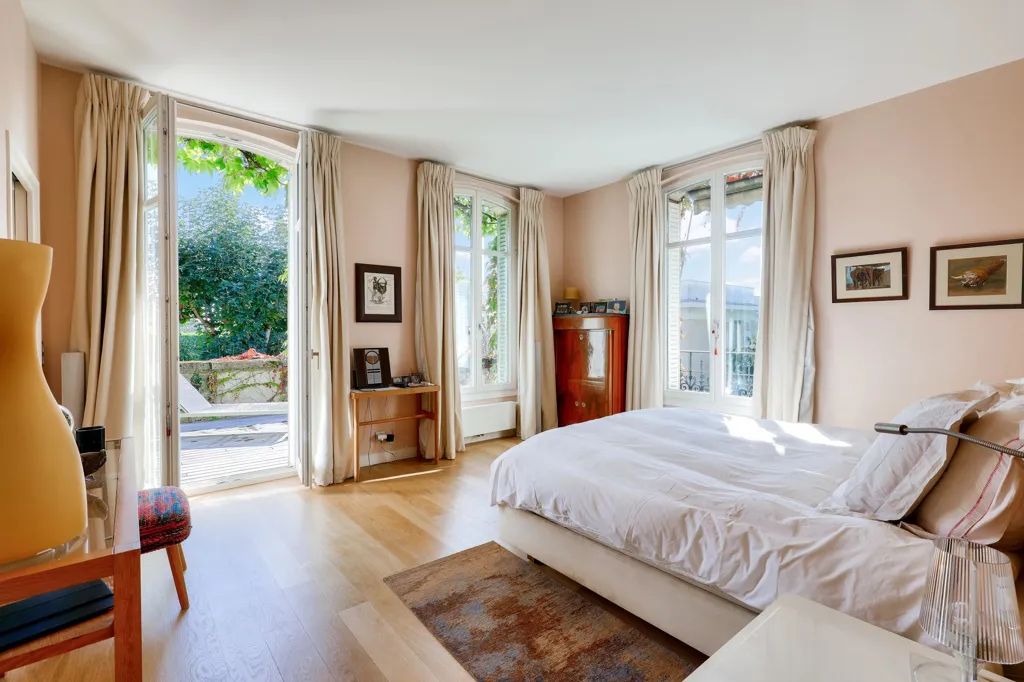 Magamistoad - Renovated Mansion with Garden in Saint-Cloud