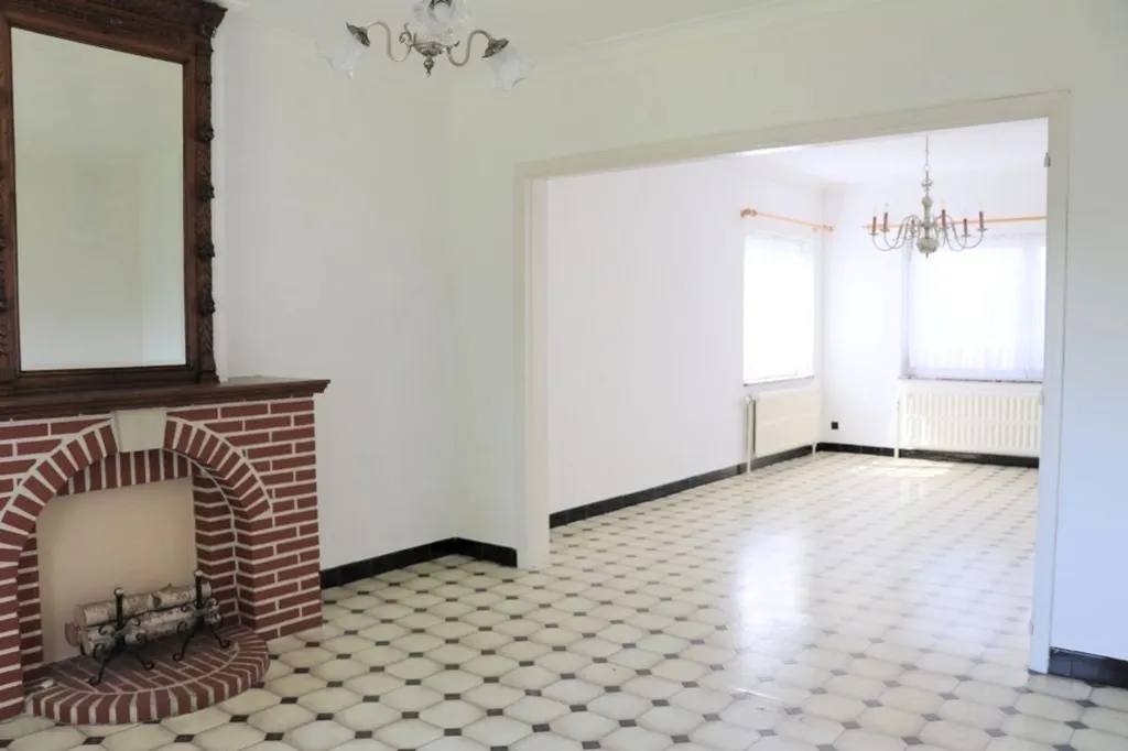 Soggiorno - House with Ample Storage in Namur