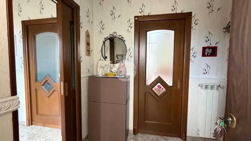 hallway_entrance