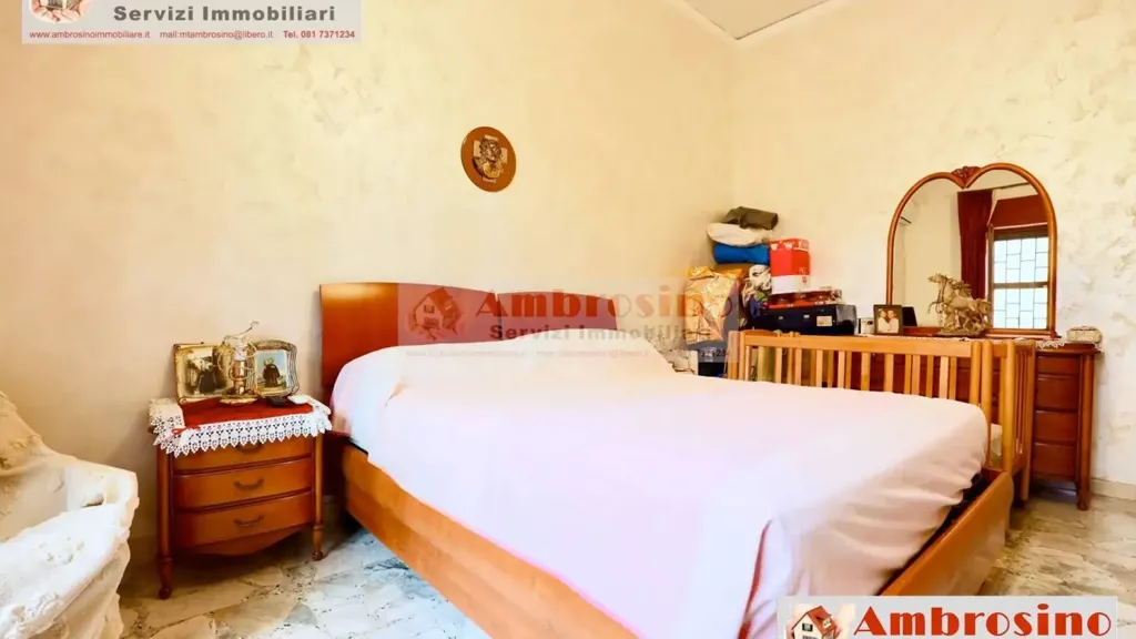 Magamistoad - Trilocale with Large Terrace in Naples