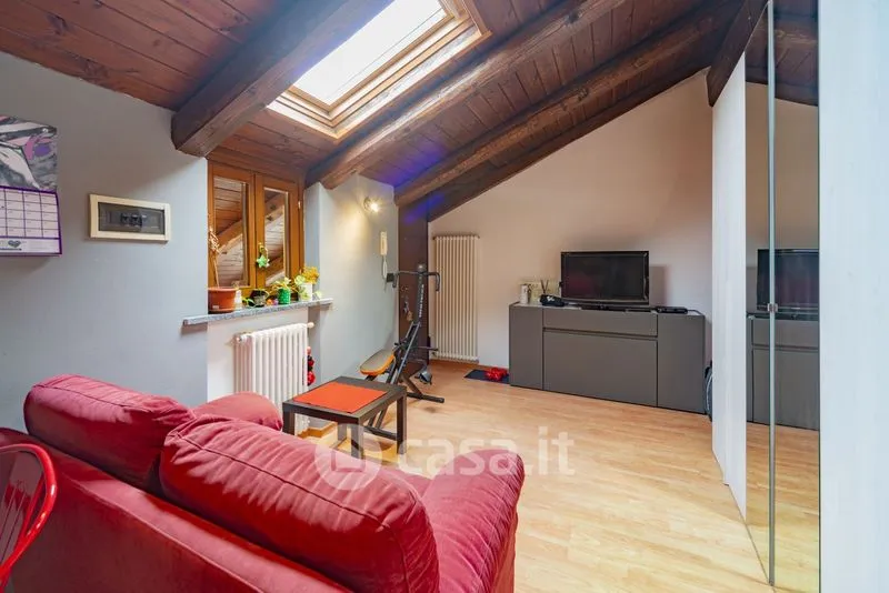 Pièces - Fully Furnished Flat with Balcony in Caraglio