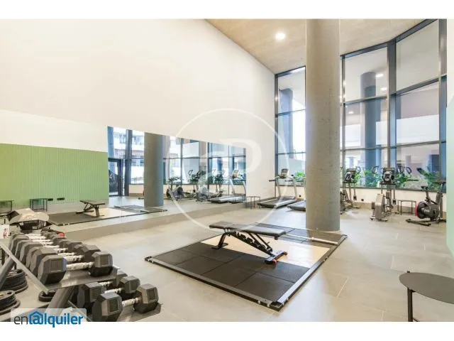 Toad - Modern Flat with Pool in Arganzuela, Madrid