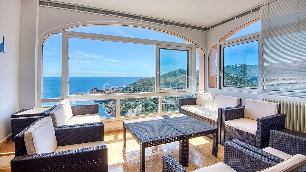 Wohnzimmer - Villa with Pool and Sea Views in Sa Tuna