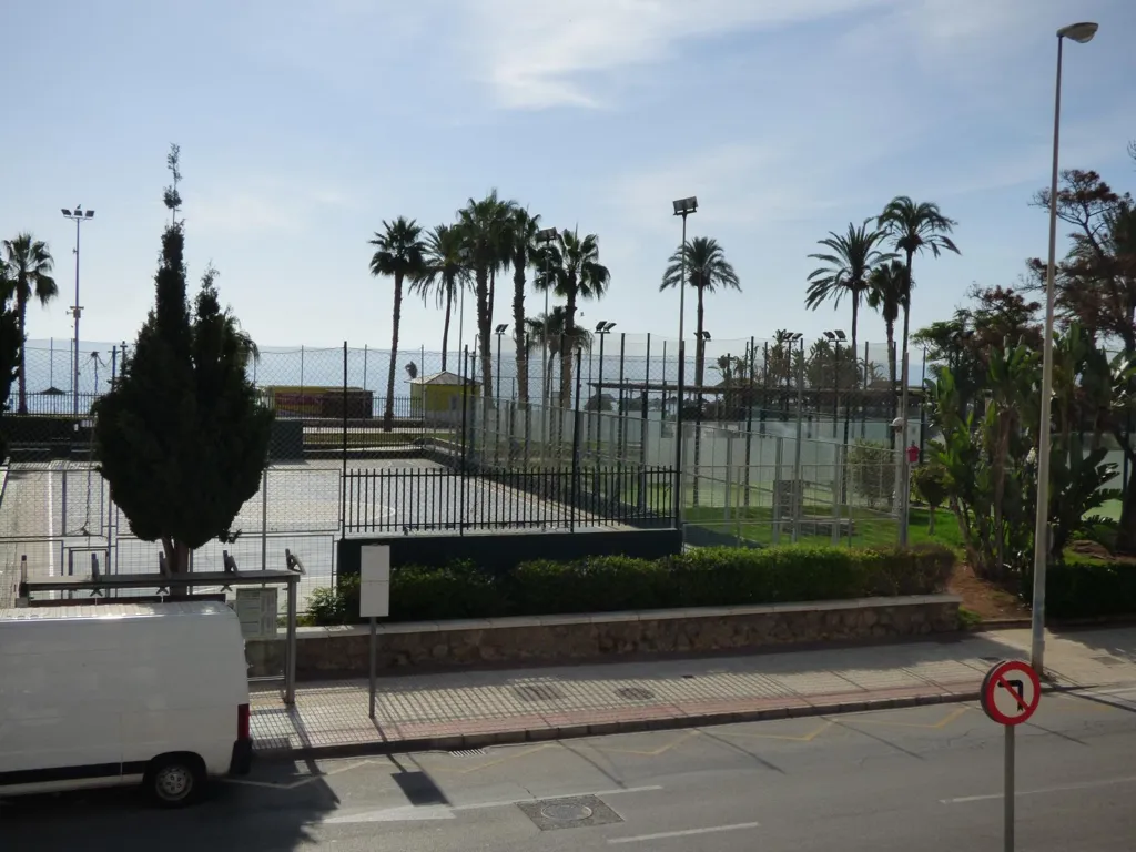 Välivaade - Beachfront Flat with Terrace in Torre del Mar