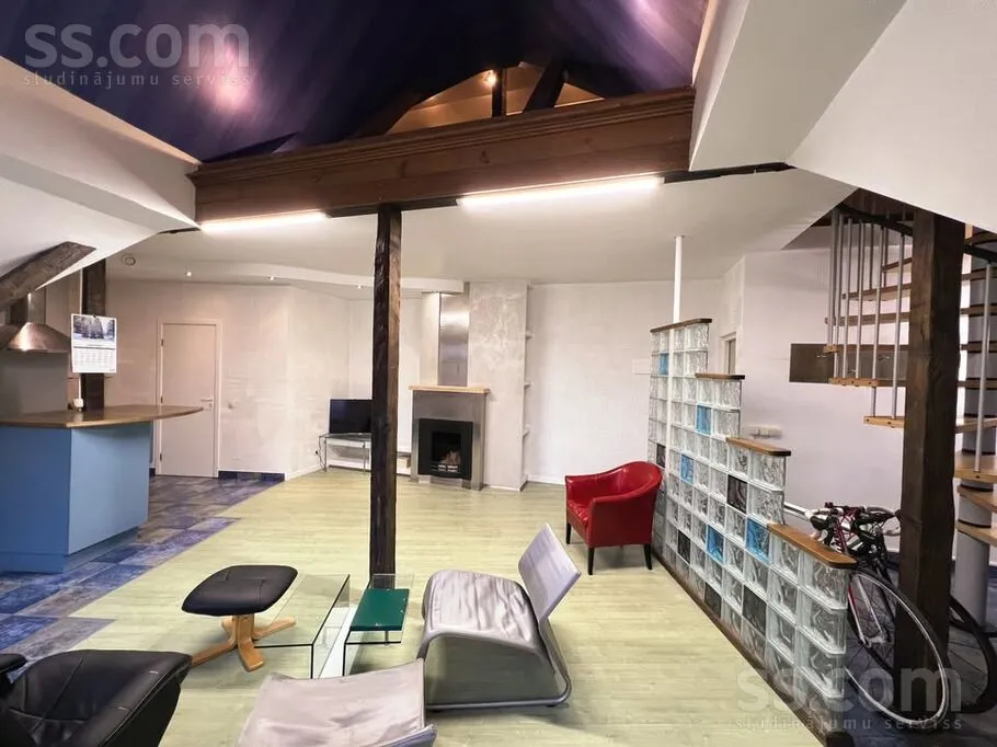 Séjour - 2-Bedroom Apartment with High Ceilings in Riga Centre