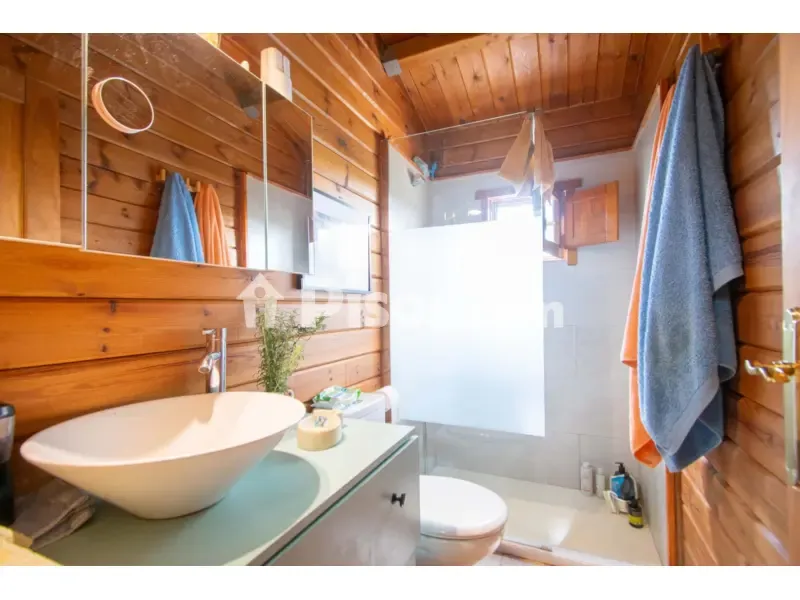Vannitoad - Chalet with Extensive Garden in Nuevo Bulevar