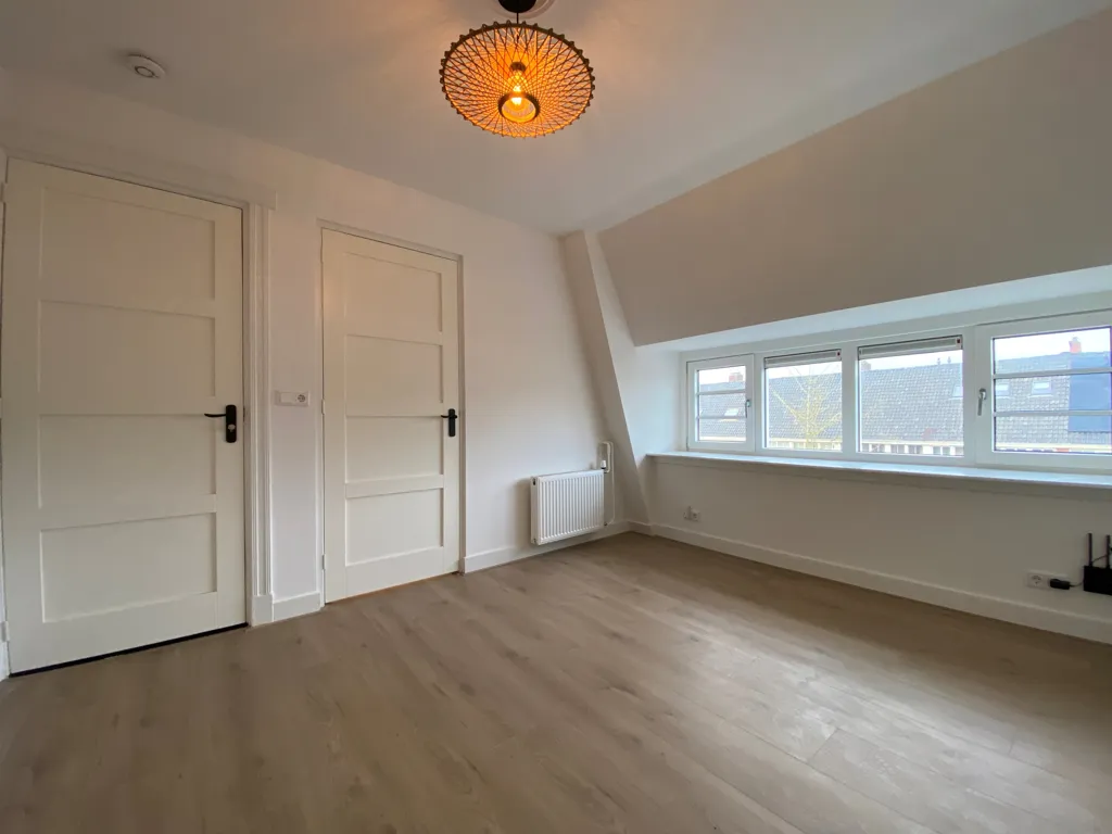 Pièces - Apartment with Balcony in Zeeheldenbuurt, Groningen