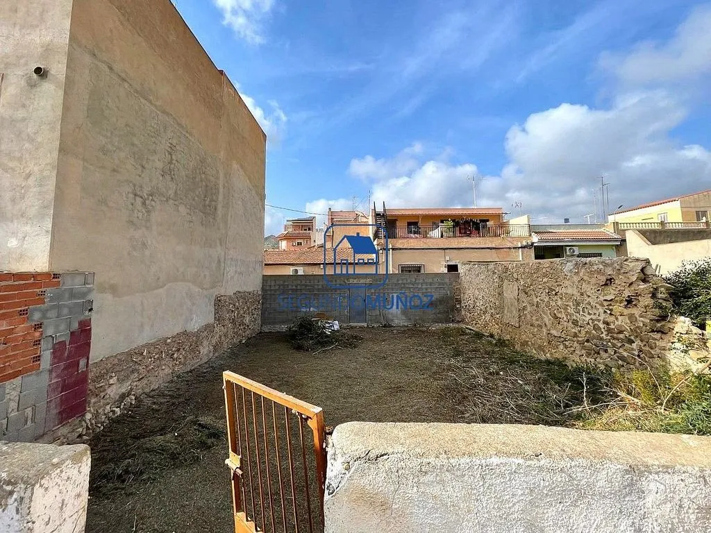 Jardin - Traditional Adosada for Renovation in Mazarrón