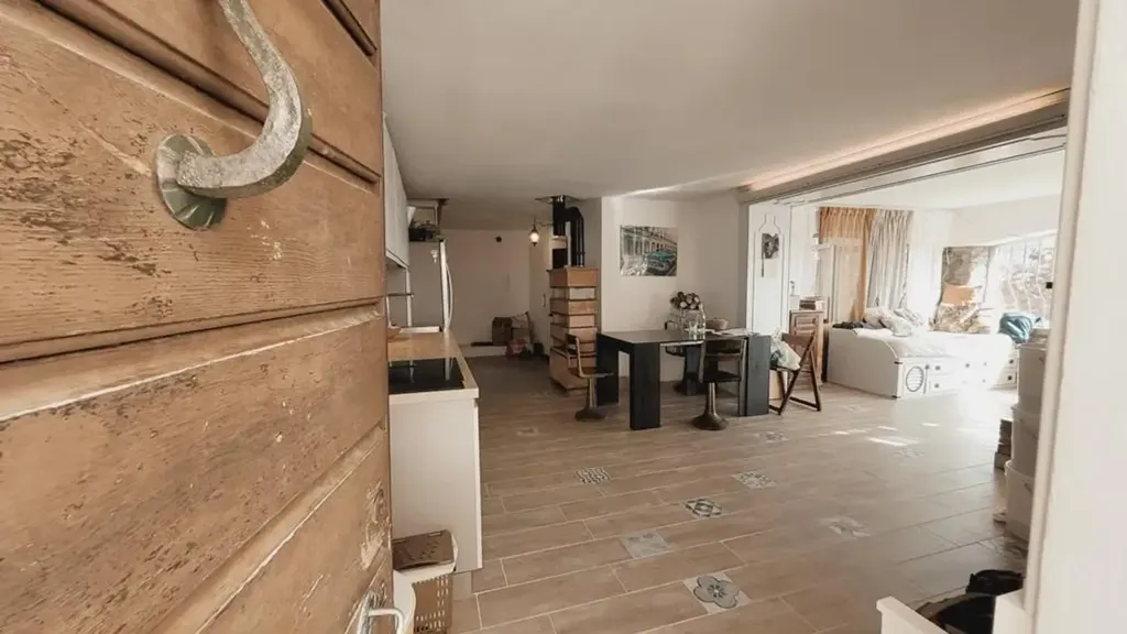 Entrée - Restored Hilltop House with Sea View, Camaiore
