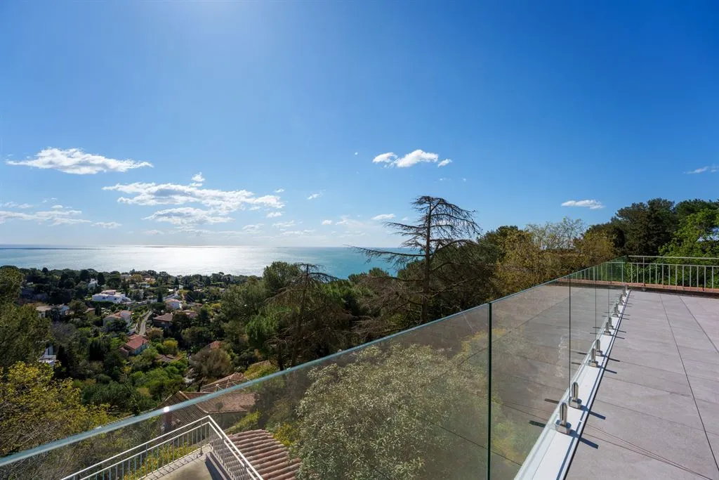 Balcon - Appartement Contemporain avec Vue Mer à l'Ouest
